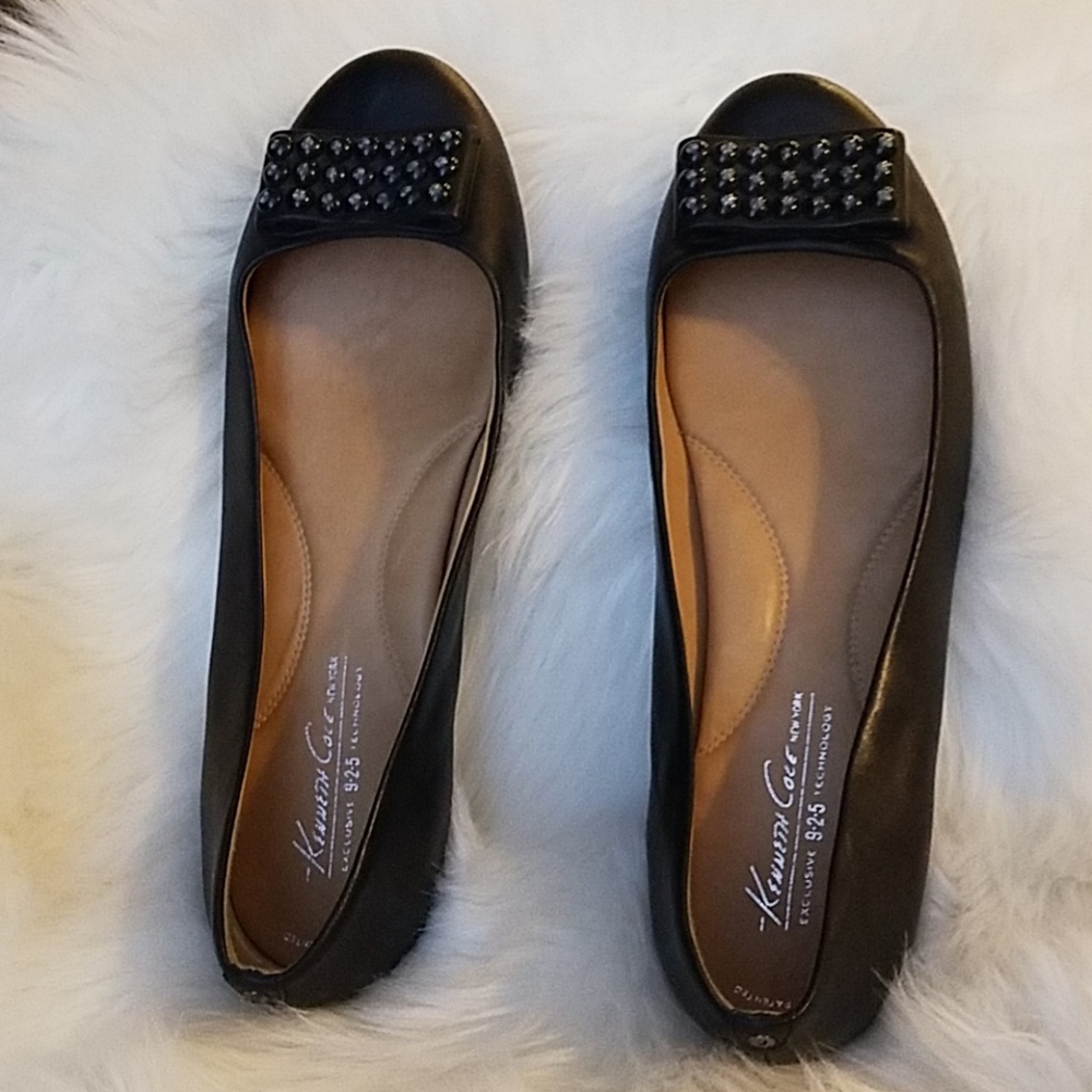 Kenneth Cole Leather Flats